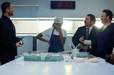 Season 3, Episode 2: Pictured (L-R) Ebon Moss-Bachrach as Richard "Richie" Jerimovich, Ayo Edebiri as Sydney Adamu, Matty Matheson as Neil Fak, Ricky Staffieri as Ted Fak.